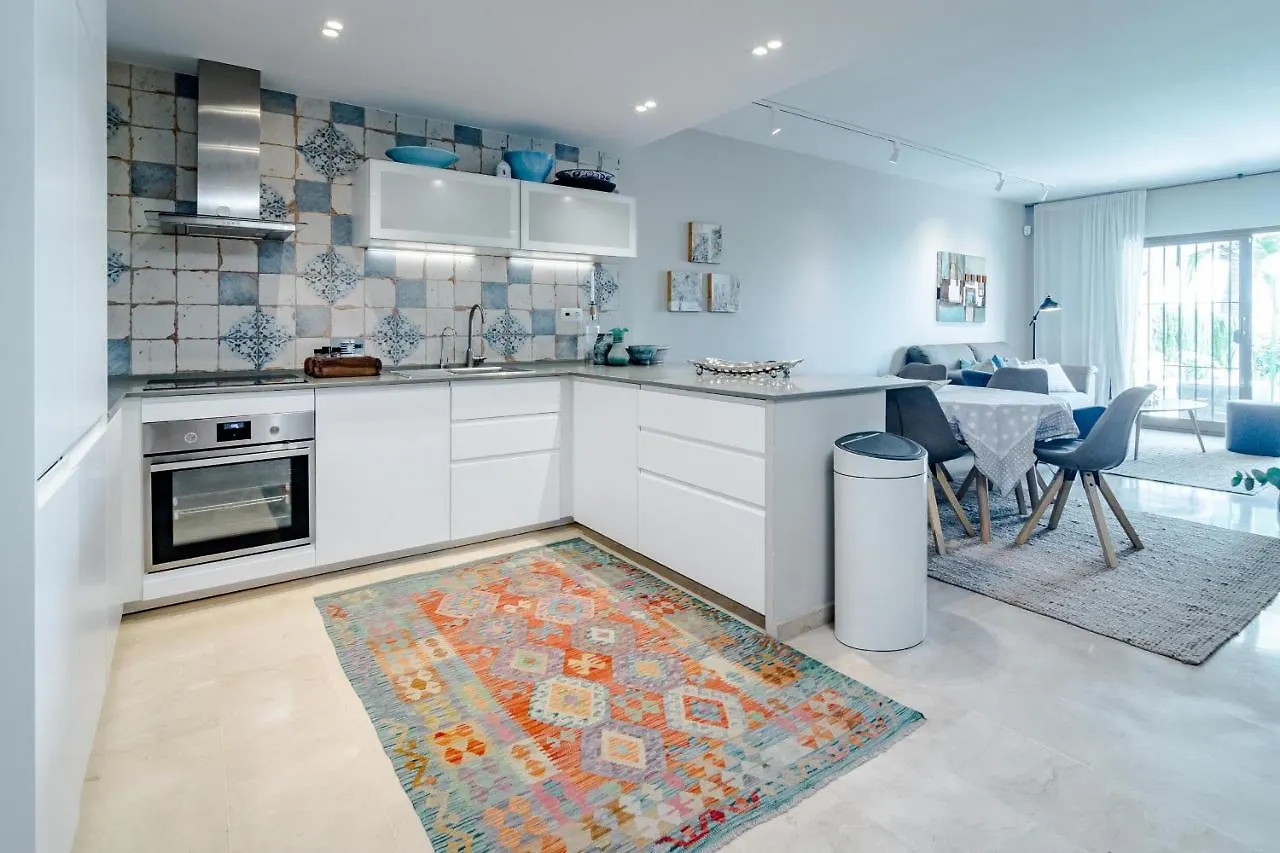 Apartment Cb- Cozy Refurbished Apartment, Perfect Location Marbella